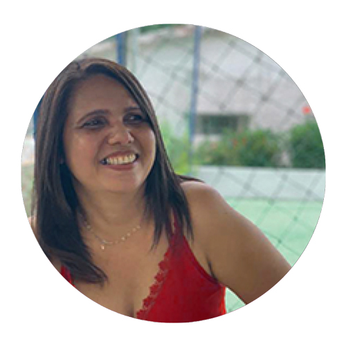 Liliane Tavares